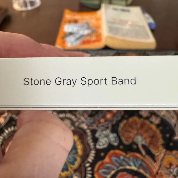 New unopened box Apple stone gray sport band. 42mm. Small/medium - Picture 2 of 6